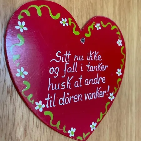 Reinestua Tatil Evi Moskenes